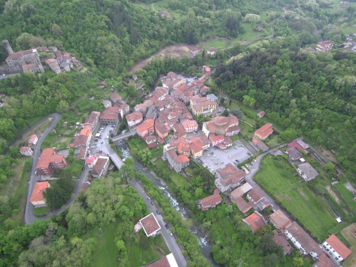 La Divina Corte Bagnone Bagian luar foto