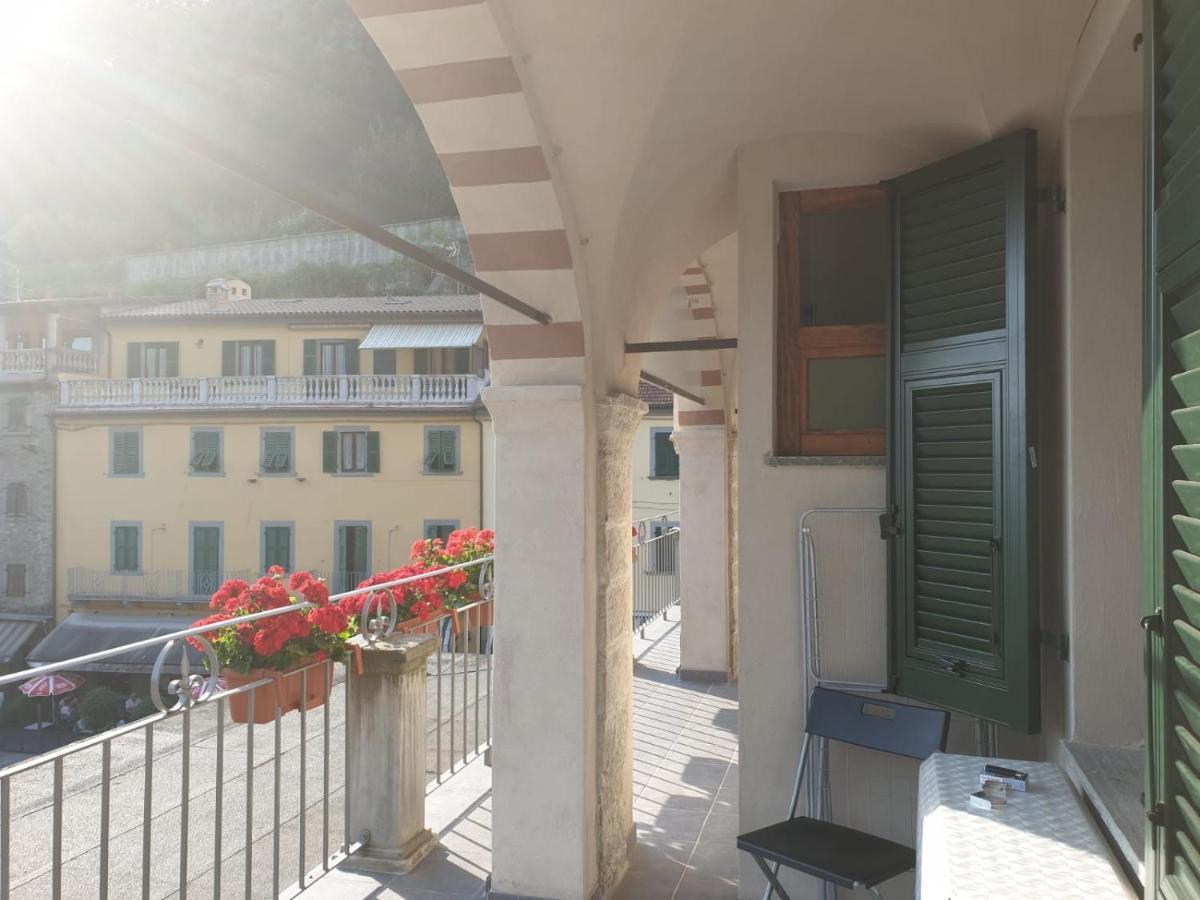 La Divina Corte Bagnone Bagian luar foto