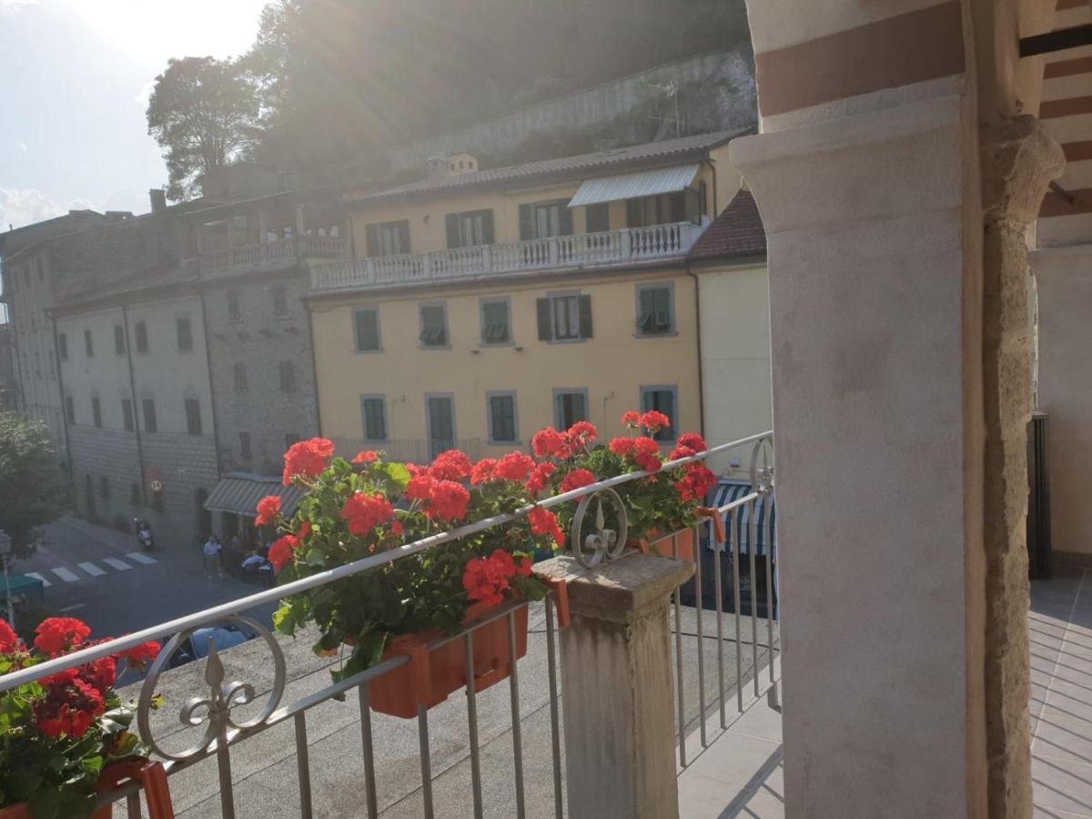 La Divina Corte Bagnone Bagian luar foto
